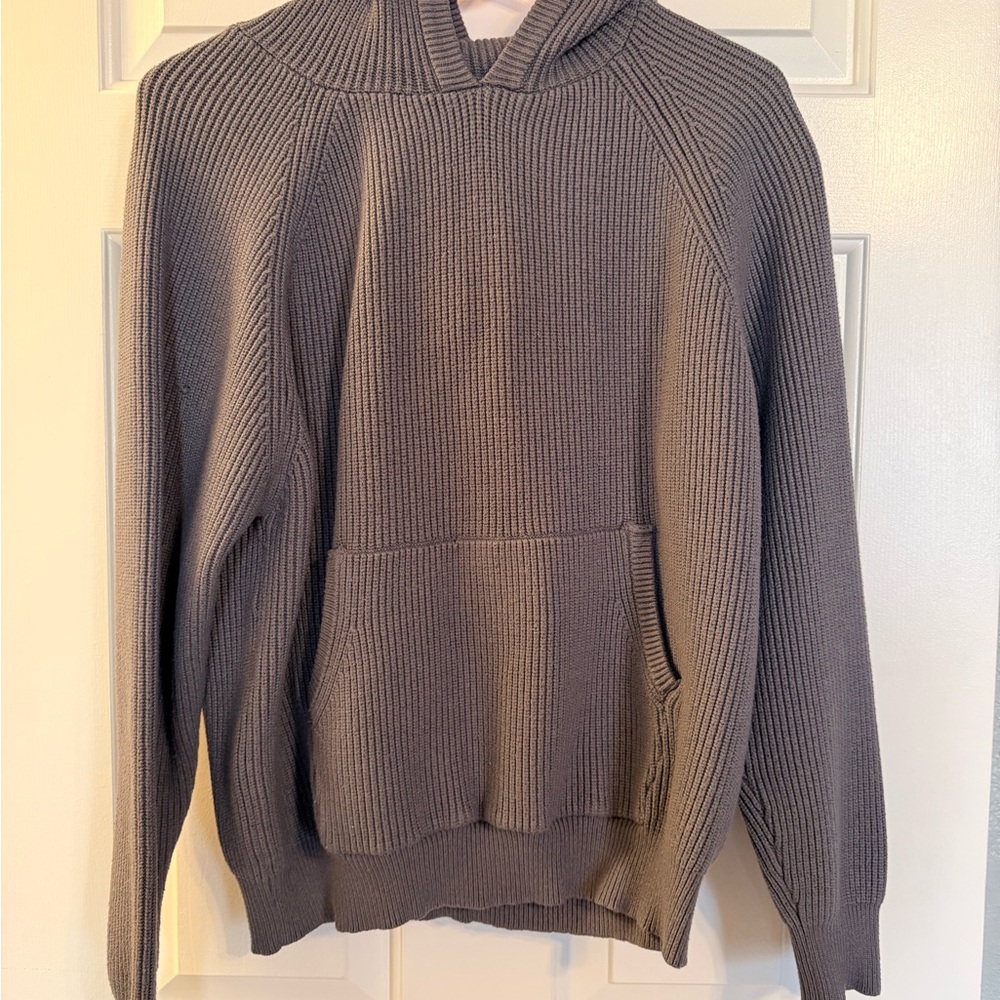 Edikted Women's Blue-Gray Sweater